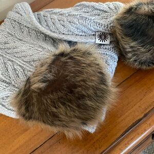 Ugg grey cable knit scarf with shearling Pom poms